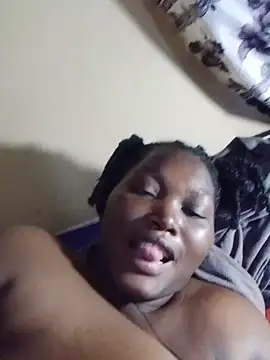 Cute-mish stripchat live cam model