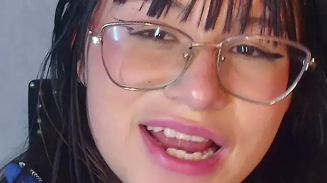 VeroBellini stripchat live cam model