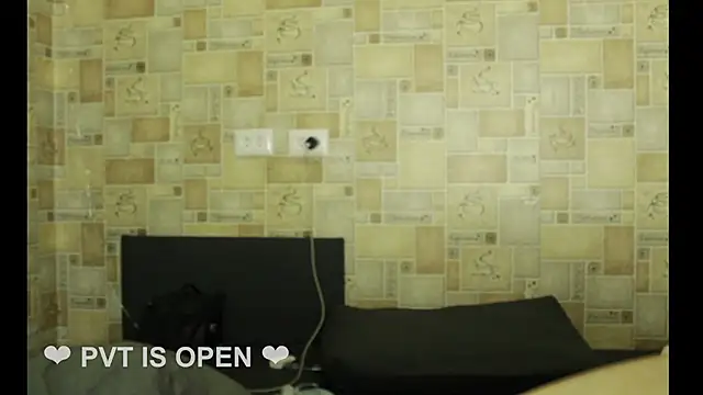 SofiSilentDream stripchat live cam model