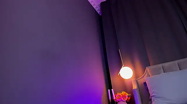SonyaParker stripchat live cam model