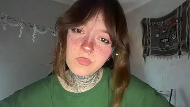 Raven_Armor stripchat live cam model