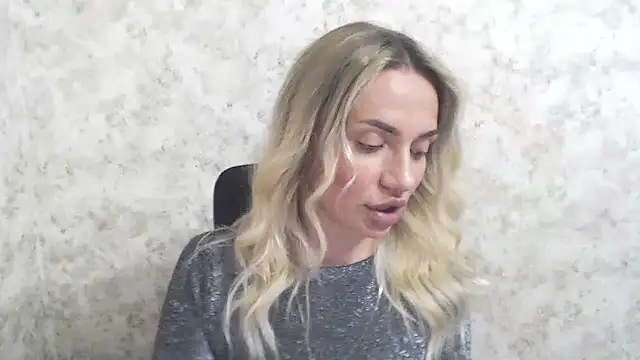 MerryRose33 stripchat live cam model