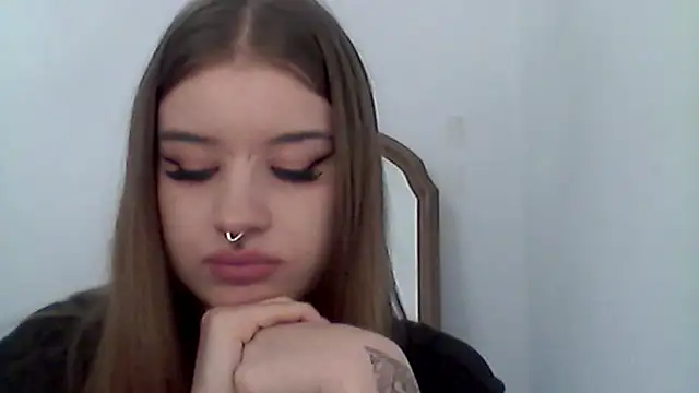 MollyHotTeen stripchat live cam model