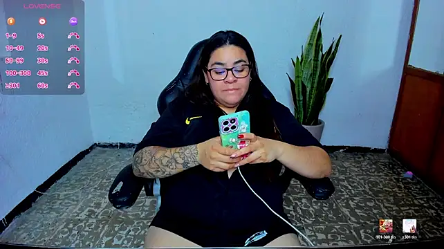camilita_hurtadoo stripchat live cam model