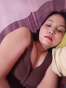 -Bina_ stripchat live cam model