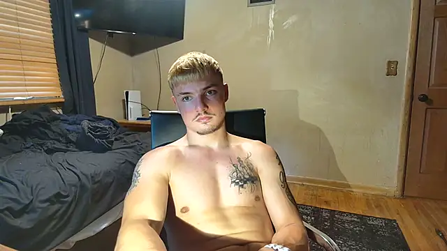 derekmontana2 stripchat live cam model