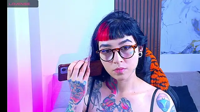 nova_kitttyy stripchat live cam model