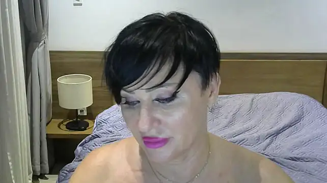 Kleotempt stripchat live cam model