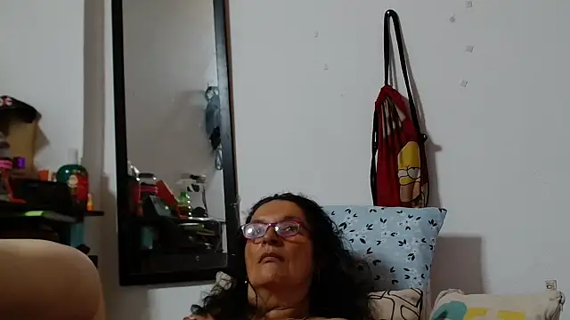 consentidamummy09 stripchat live cam model