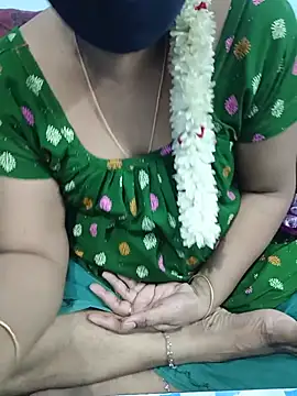 Rathi_Tamil stripchat live cam model