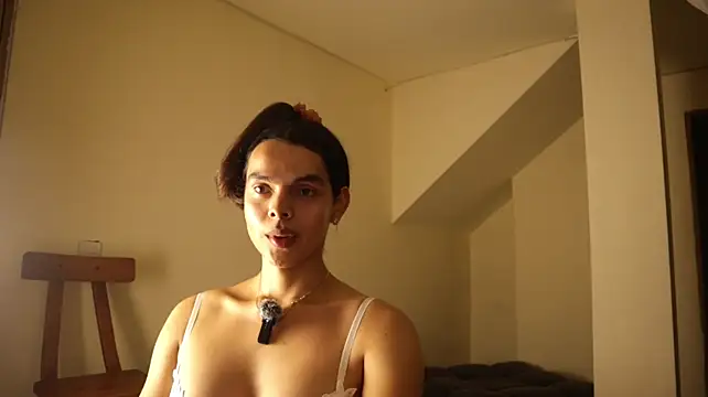 _Vahos_ stripchat live cam model