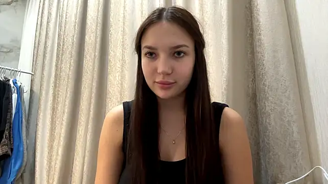ketrinMaroko stripchat live cam model