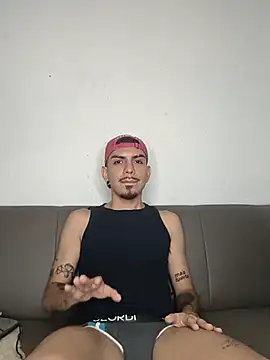 Nick_melo stripchat live cam model