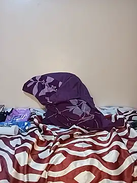 Velvet_Royale stripchat live cam model