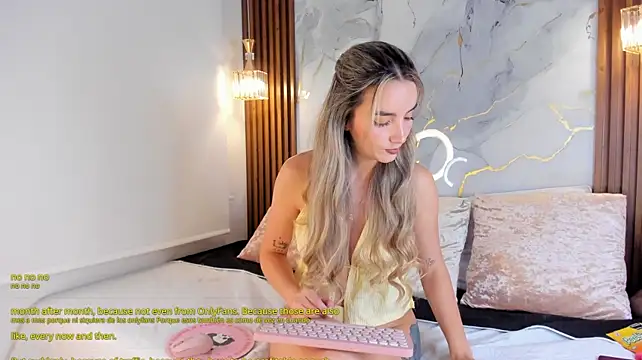 Gabbyy_ stripchat live cam model