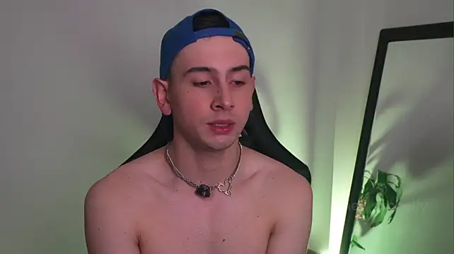 mathewconelly stripchat live cam model