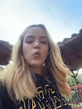 Sammy_garciaa1 stripchat live cam model