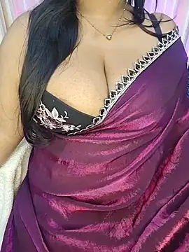 Curvy_Pooja stripchat live cam model