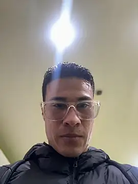 TavoHot_ stripchat live cam model