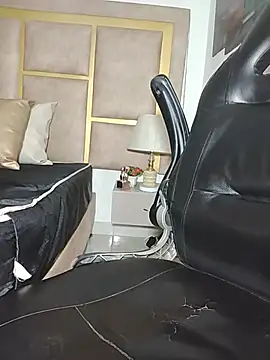 _Shirley_ stripchat live cam model