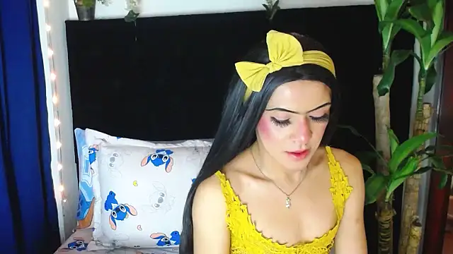 NathalialLooes stripchat live cam model