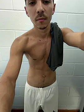 WavyAlloy30 stripchat live cam model
