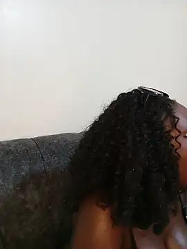 cocoluxe stripchat live cam model