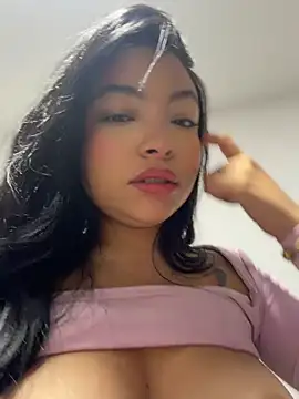AlanaRamosss stripchat live cam model