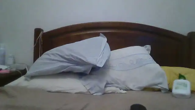 Rochinha73 stripchat live cam model