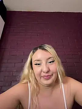 NibiruNairobi69 stripchat live cam model