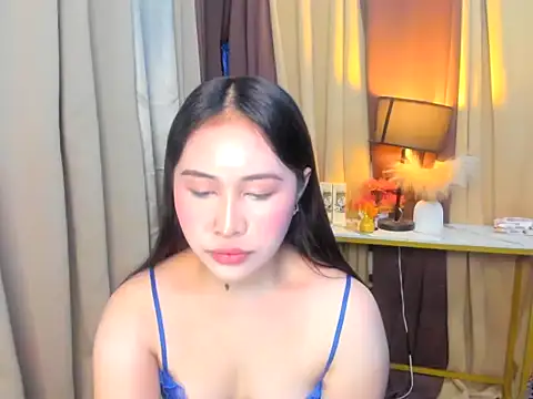 aliah_finly stripchat live cam model