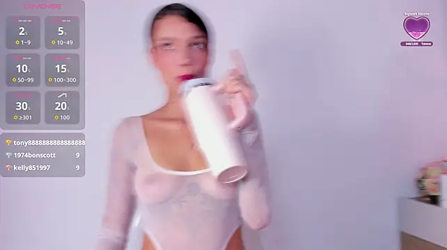 shantallvegga1 stripchat live cam model