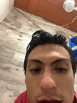 ApoloCruz stripchat live cam model