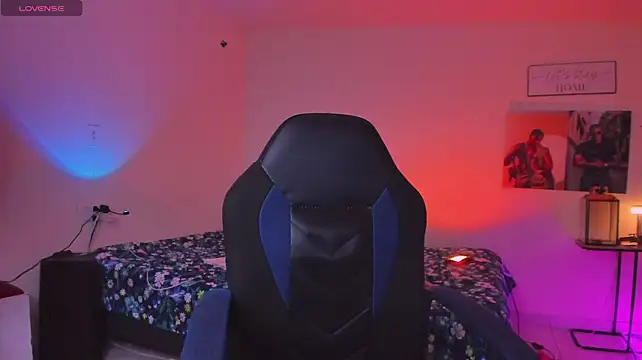 Ethantravis22 stripchat live cam model