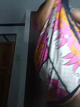 queennapal stripchat live cam model