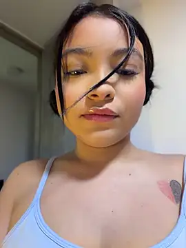 AlanaRamosss stripchat live cam model