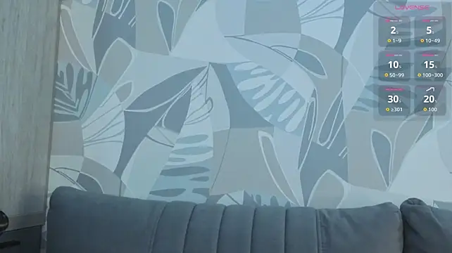 JaleesaIser stripchat live cam model