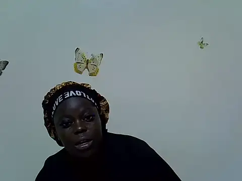 berrynova stripchat live cam model