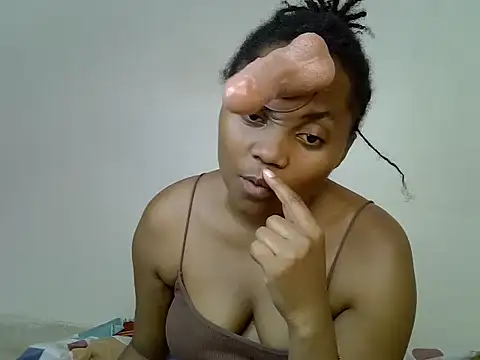 Brown_baby7 stripchat live cam model