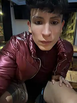 _Tomy08calderon stripchat live cam model