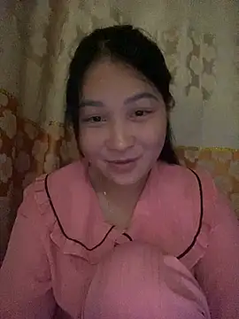 Bonnie_09 stripchat live cam model