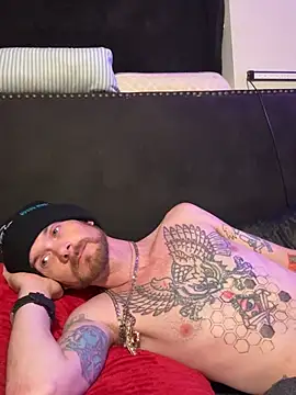 Nico2Nasty stripchat live cam model