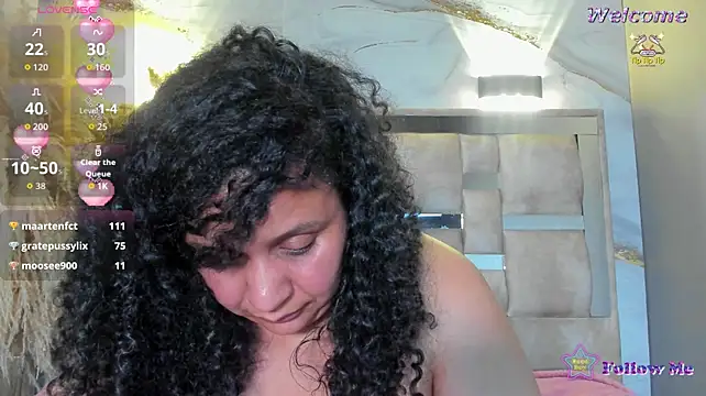 Danielaa_a stripchat live cam model
