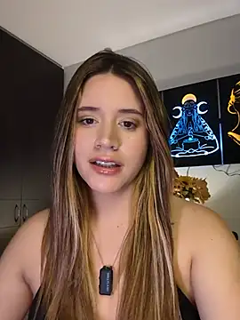 maliciaworld stripchat live cam model