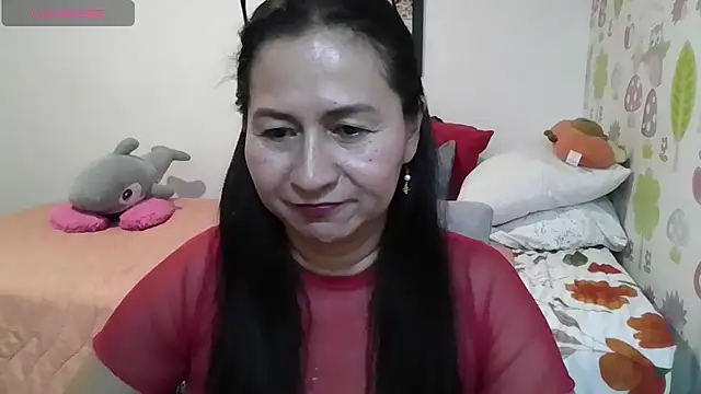 Tyna_b stripchat live cam model