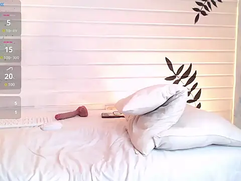 Casiehills stripchat live cam model