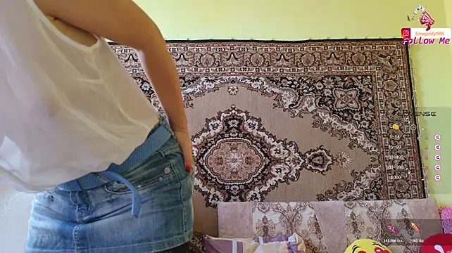 SimaGoldy stripchat live cam model