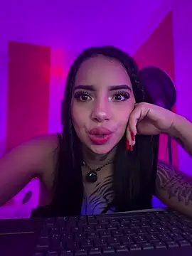 Aliss-fressa stripchat live cam model