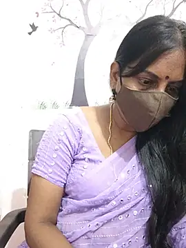 Tamil_Meera12 stripchat live cam model