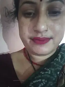 Rayal_bhabi stripchat live cam model